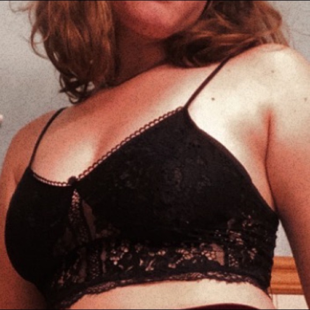 Large bralette, super cute got it off of Romwe, never worn